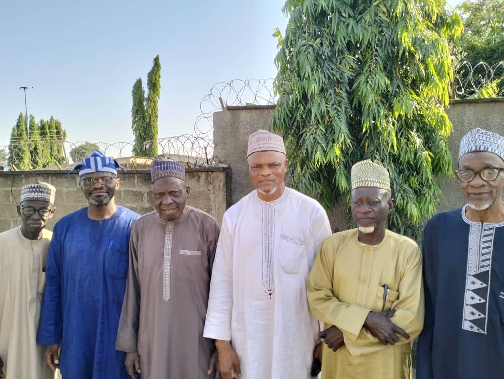 MCON BOT/COE Delegation Pays Heartwarming Courtesy Visit to Alhaji&nbsp;Daromosu